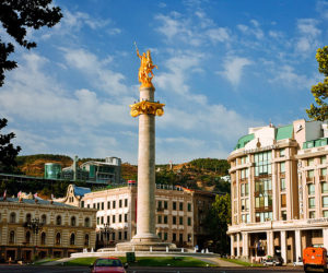 Ploshhad-Svobodyi-300x250